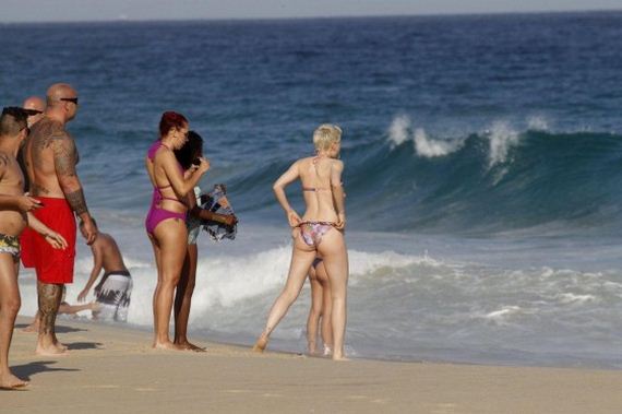 Jessie-J-Bikini-Photos -2013